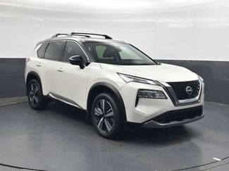 Used 2023 Nissan Rogue SL w/ SL Premium Package FWD video 2