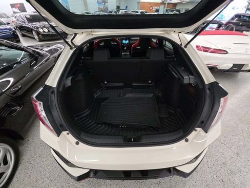 Used 2019 Honda Civic Type R image 5
