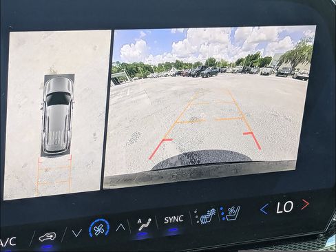 Used 2025 Chevrolet Traverse High Country w/ LPO, Floor Liner Package FWD image 22