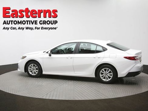 Used 2025 Toyota Camry LE FWD image 62
