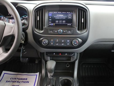 Used 2022 Chevrolet Colorado W/T image 19