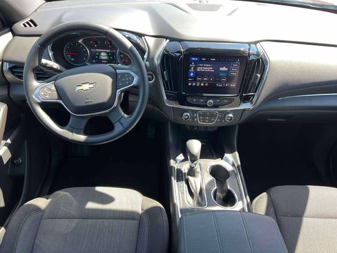 Used 2023 Chevrolet Traverse LT AWD/4WD image 14