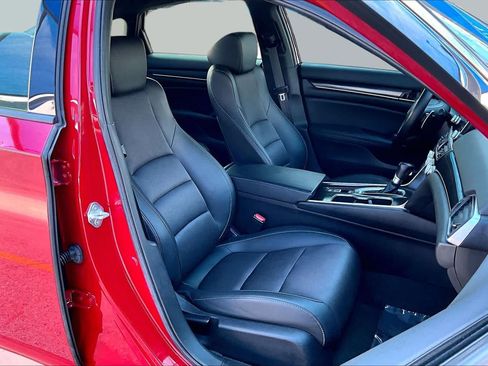 Used 2021 Honda Accord Sport image 9