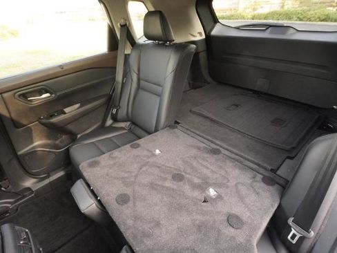 Used 2023 Nissan Rogue SV w/ SV Premium B Package image 32