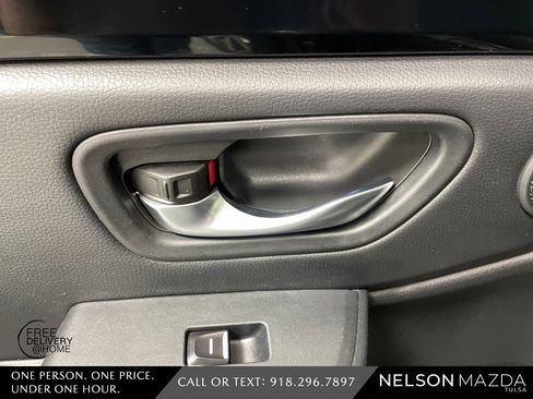 Used 2024 Honda Pilot Touring image 36