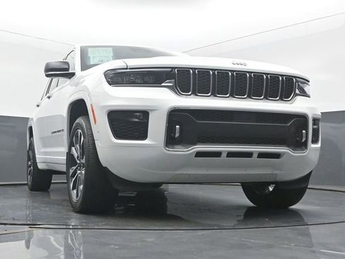 Used 2023 Jeep Grand Cherokee Overland image 53