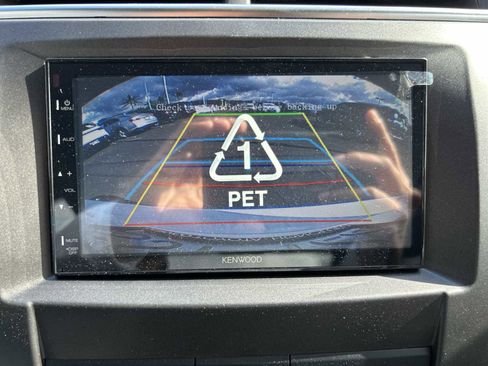 Used 2016 Toyota Camry LE FWD image 21