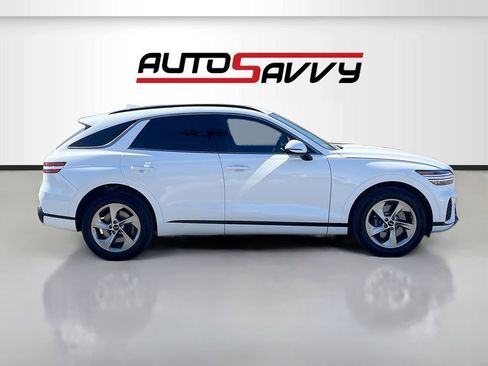 Used 2025 Genesis GV70 3.5T Sport image 8
