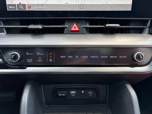 Certified 2023 Kia Sportage SX FWD image 30