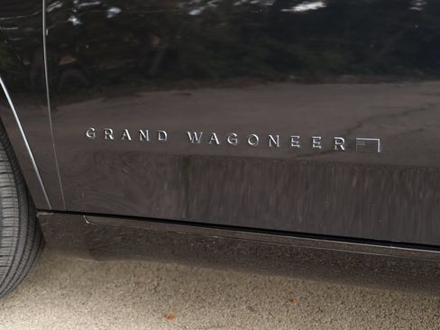 Used 2024 Jeep Grand Wagoneer Series II w/ Quick Order Packagew 28T AWD/4WD image 59