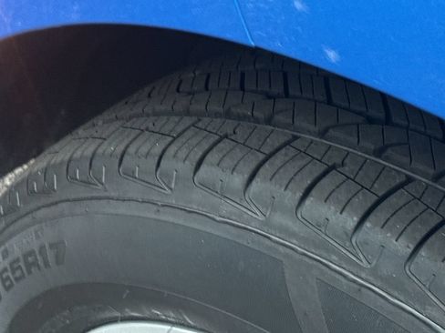 Certified 2024 Chevrolet Equinox LT AWD/4WD image 10