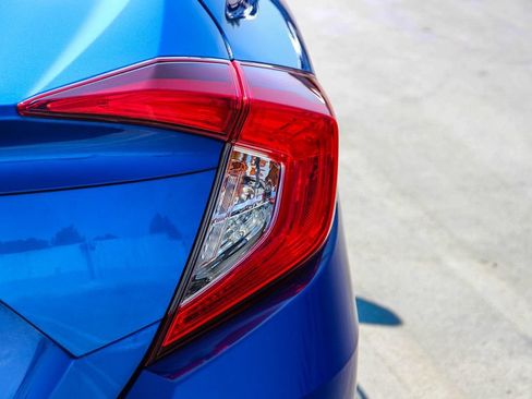Used 2019 Honda Civic LX image 7