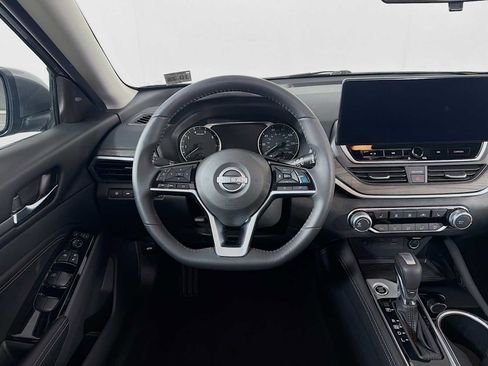 Certified 2023 Nissan Altima 2.5 SV w/ SV Premium Package AWD/4WD image 20