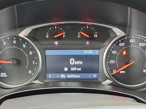 Used 2023 GMC Terrain AT4 image 20