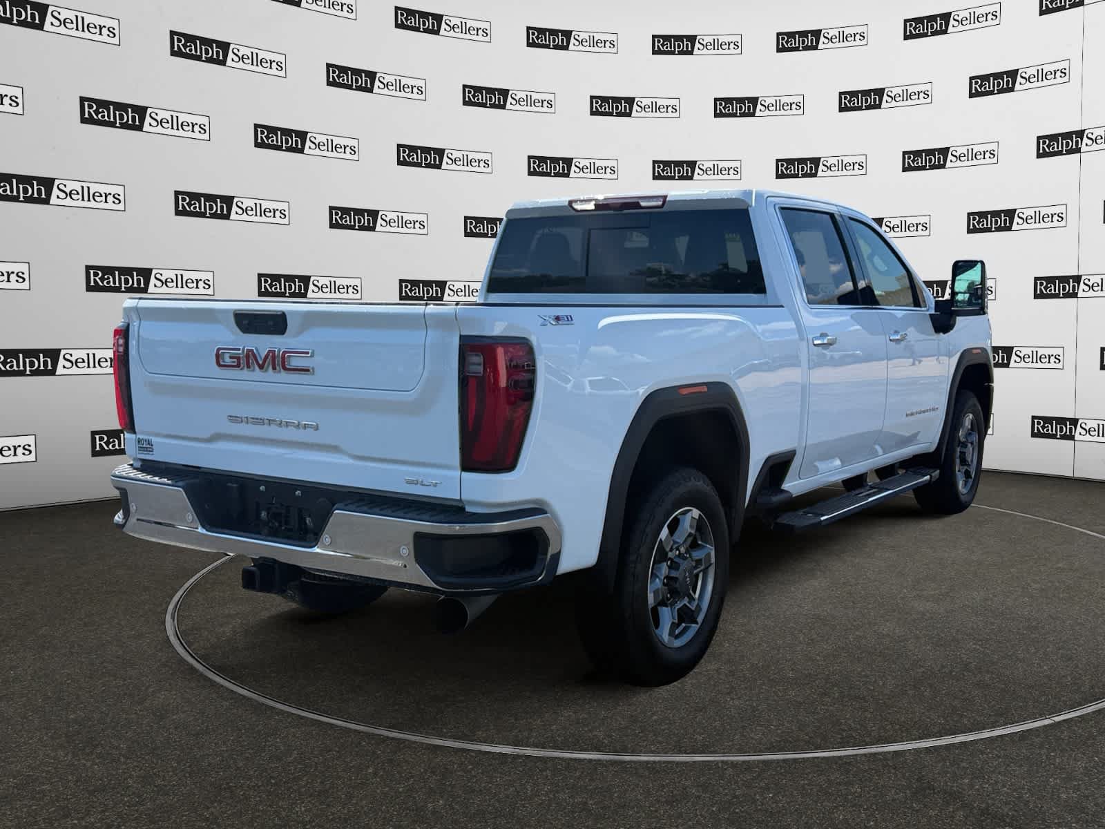 Used 2026 GMC Sierra 2500 SLT w/ SLT Premium Package AWD/4WD image 6