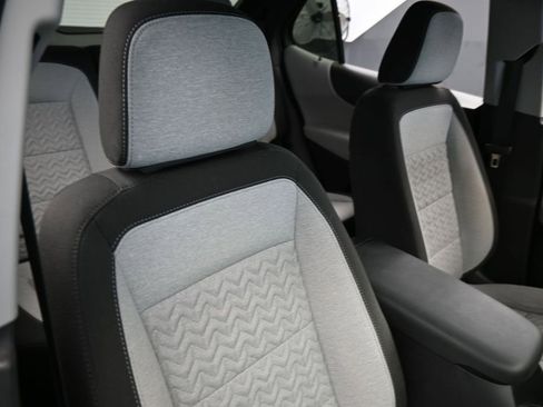 Used 2024 Chevrolet Equinox LS w/ Midnight Edition image 36