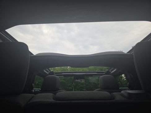 New 2026 Jeep Wrangler Unlimited Sport AWD/4WD image 28