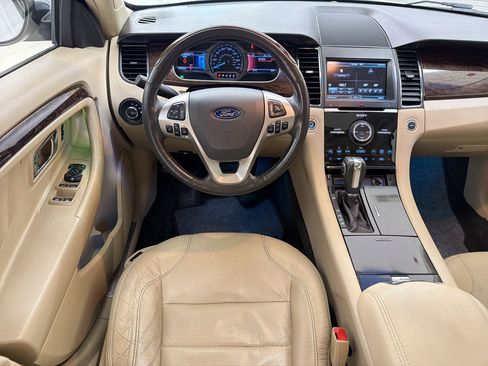 Used 2014 Ford Taurus Limited w/ Equipment Group 301A FWD image 27