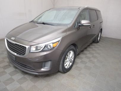 Used 2015 Kia Sedona LX