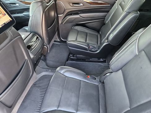 Certified 2024 Cadillac Escalade ESV Premium Luxury w/ LPO, Floor Liner Package image 32