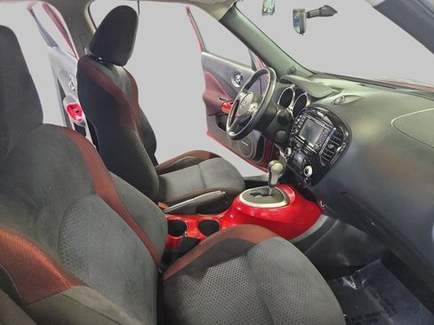 Used 2015 Nissan Juke SV w/ Technology Package AWD/4WD image 11