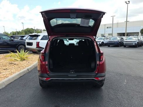 Certified 2024 Hyundai Tucson SE FWD image 19