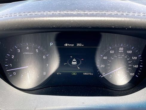 Used 2018 Genesis G80 3.8 w/ Option Group 03 RWD image 8