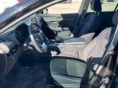Used 2021 Nissan Sentra SV FWD image 14