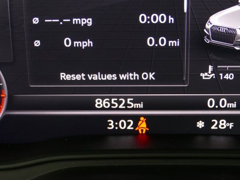 Used 2018 Audi A4 2.0T allroad Premium Plus w/ Premium Plus Package image 15