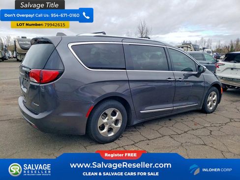 Used 2018 Chrysler Pacifica Limited FWD image 4