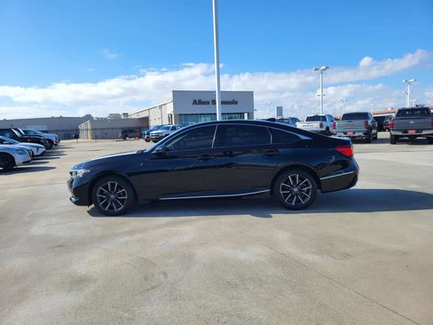 Used 2021 Honda Accord EX-L image 2
