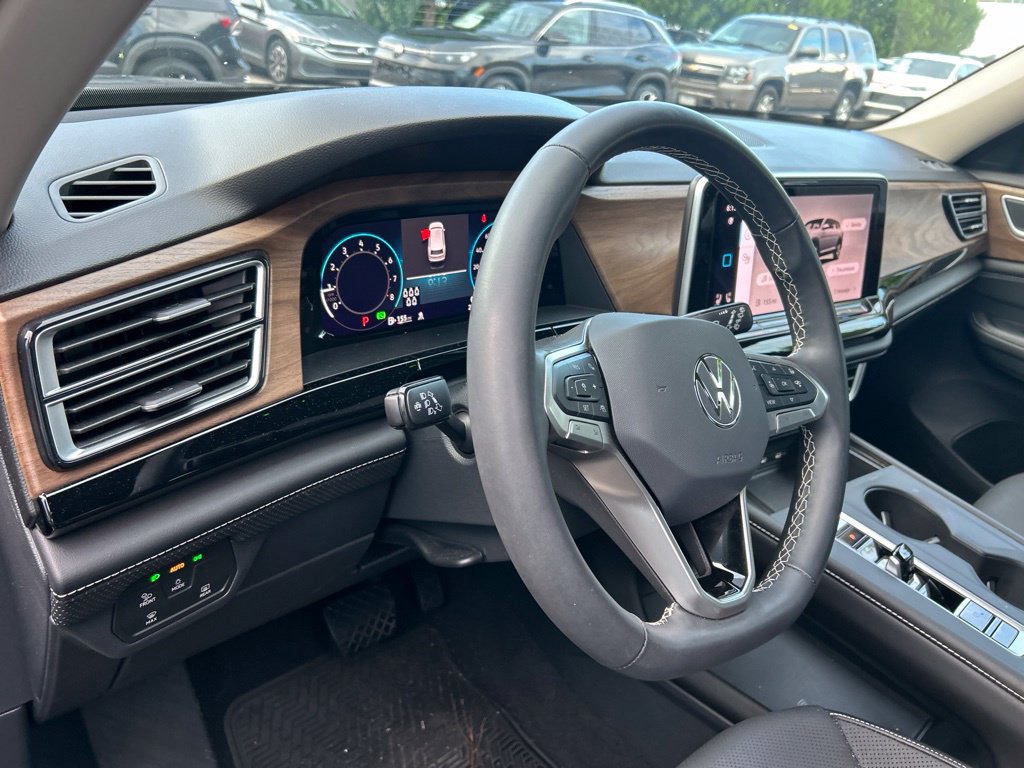 Certified 2024 Volkswagen Atlas SE FWD image 22