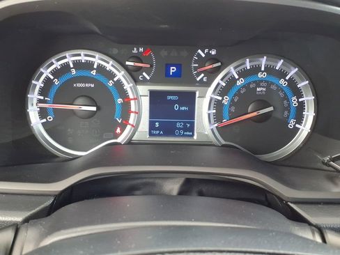 Used 2016 Toyota 4Runner Limited AWD/4WD image 27