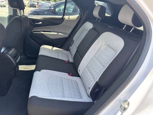 Used 2022 Chevrolet Equinox LT FWD image 6