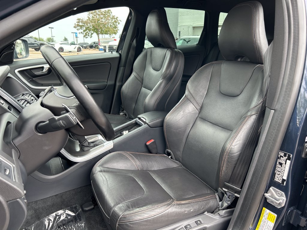 Used 2015 Volvo XC60 T6 Platinum AWD/4WD image 15