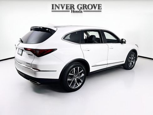Used 2022 Acura MDX SH-AWD w/ Technology Package image 5