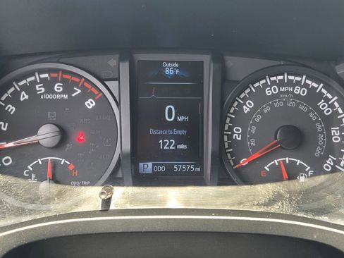 Used 2022 Toyota Tacoma SR image 21