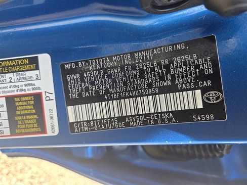 Used 2017 Toyota Camry SE w/ Moonroof Package FWD image 14