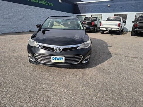 Used 2014 Toyota Avalon XLE image 8