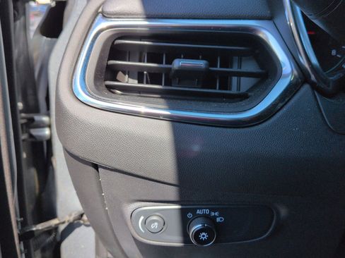 Certified 2024 Chevrolet Equinox LT w/ LPO, Floor Liner Package image 18