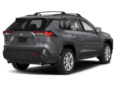 Used 2024 Toyota RAV4 XLE FWD image 2