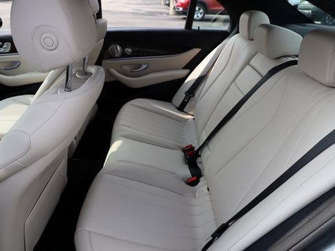 Used 2017 Mercedes-Benz E 300 image 13