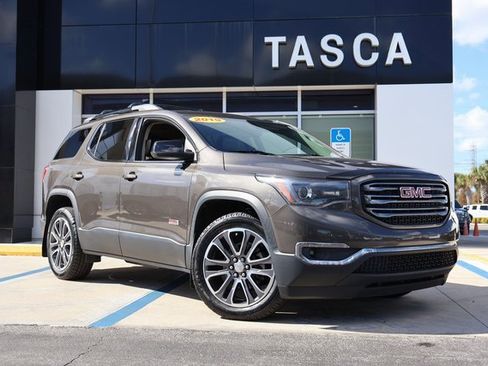 Used 2019 GMC Acadia SLT image 1