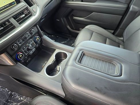 Used 2024 Chevrolet Tahoe LT AWD/4WD image 25