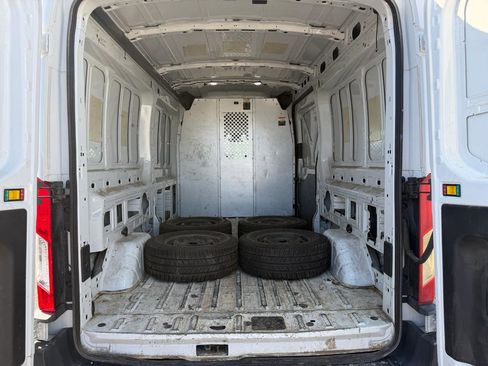 Used 2018 Ford Transit 350 148 Medium Roof RWD image 5