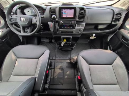 Used 2025 RAM ProMaster 2500 w/ Convenience Group FWD image 13
