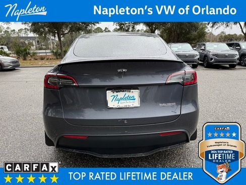 Used 2023 Tesla Model Y Performance image 11