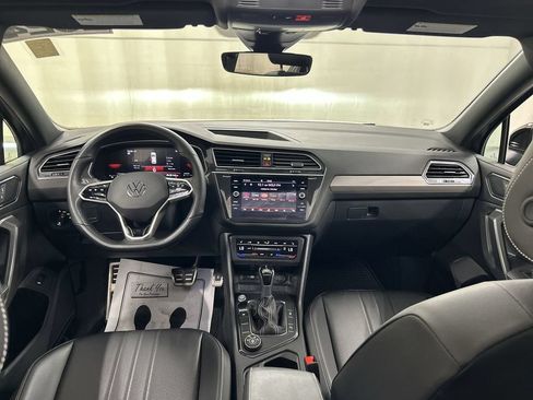 Certified 2024 Volkswagen Tiguan SE R-Line AWD/4WD image 18