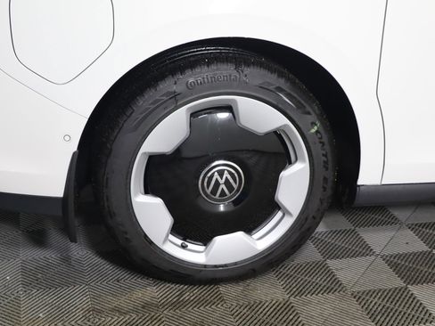 New 2025 Volkswagen ID. Buzz Pro S image 52