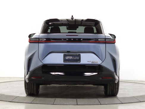 Used 2024 Lexus RZ 450e Premium image 7